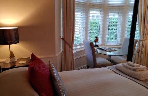 Bath Bed & Breakfast | The Bath House Boutique B&B - IN-ROOM Breakfast - FREE parking