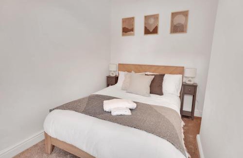 Butetown House | The Bay Escape -Lovely 3bd house
