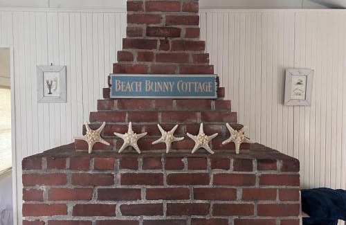 Plymouth House | The Beach Bunny Cottage