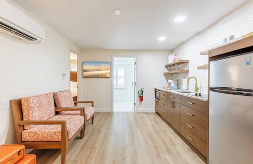 Village Green Hotel | The Beach Club on Madison Avenue