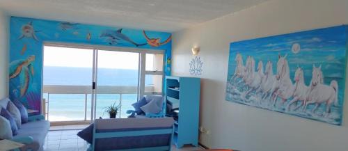 Kingsborough Apartment | The Beach Condo