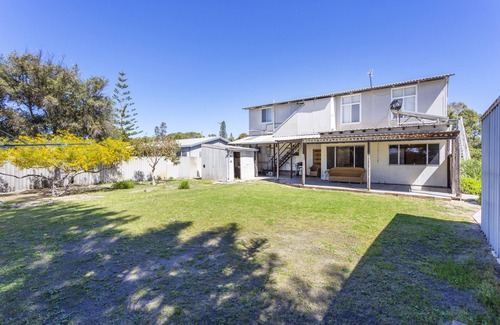 Lancelin Apartment | The Beach Haven