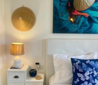 Platja de l'Arenal Apartment | THE BEACH HOUSE PLAYA DEL ARENAL Jávea - Pool and Garden Steps from the beach