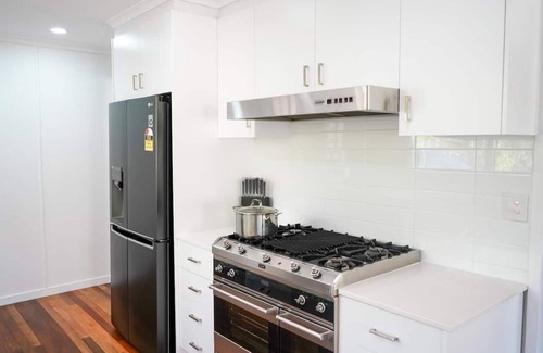 Pallarenda House | The Beach House-walk to Pallarenda beach!