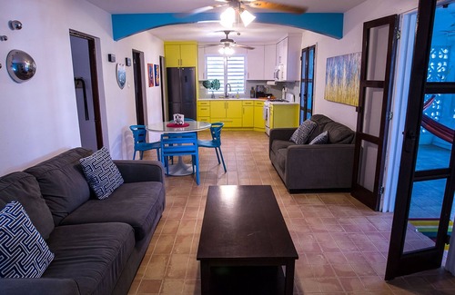 Puntas House | ★ The Beach Pad - Sleeps 20 - Puntas - Steps to Sandy Beach ★