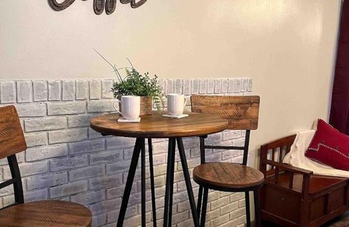 Winter House | The Bear Den