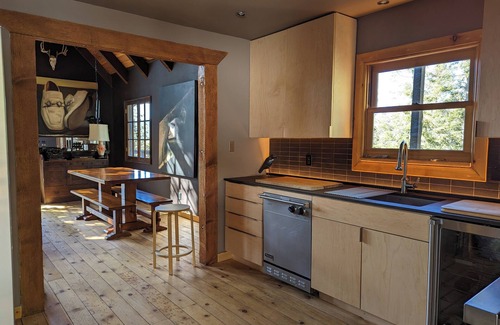 Pine Mountain Club Cabin | The Bear Lair: A Private Mountain Retreat
