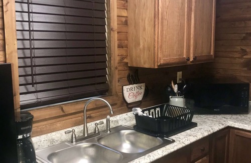 Unaka Cabin | The Bear's Den Cabin in Tellico Plains, Tn.Cherokee National Forest