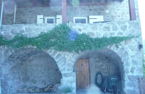 Laviolle House | The beautiful getaway, family stay