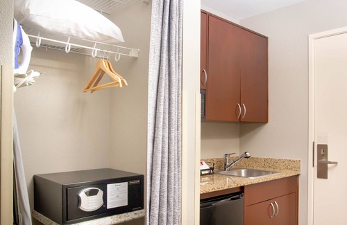 Belltown Hotel | The Belltown Inn