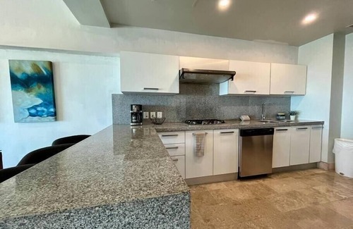 Palmar de Aramara Condo | The best view of the cruise ships