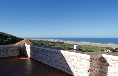 Moulay Bouzarqtoune House | The bird house between sky and sea.