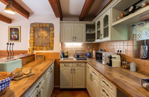 Nemesbuk Apartment | The Bird of Happiness - Happy Rentals