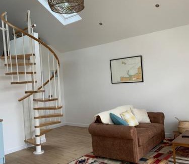 Gortahork House | The Birdhouse with Hot Tub