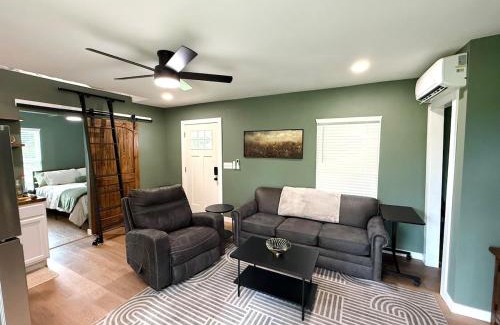 Sand Springs House | The Birds Nest - NEW