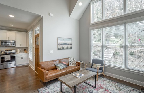 St. Elmo Improvement League House | The Black-Eyed Susan - a PMI Scenic City Vacation Rental