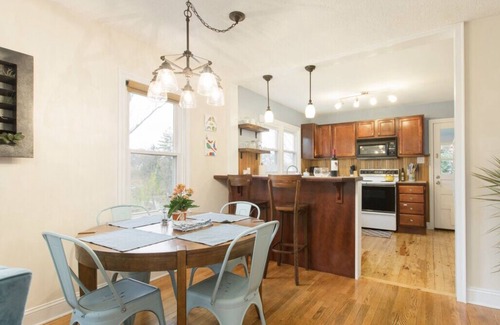 Weaverville House | The Blue Bungalow in Downtown Weaverville. Walk to Main Street.