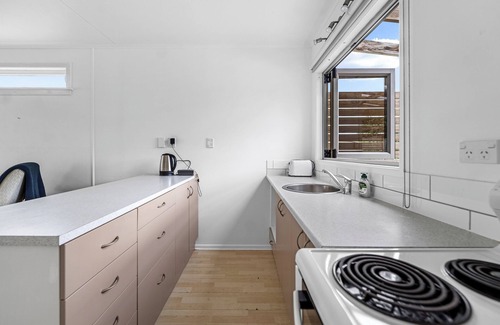 Waihi Beach House | The Blue Cottage - Waihi Beach Holiday Home