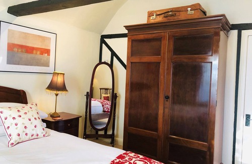 Fen Stanton Bed & Breakfast | The Blue Cow