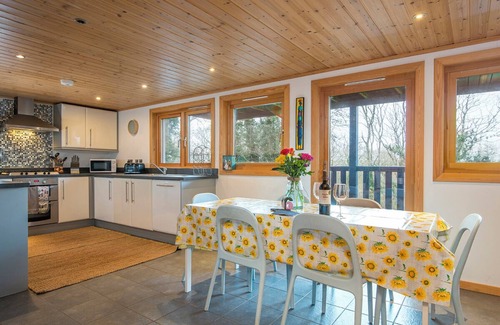 Penally Cottage | The Blue House, Holiday Cottage Trefloyne, Near Tenby , Sleeps 6, 3 bedrooms, bathrooms