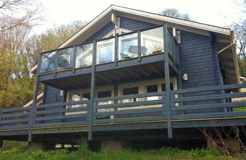 Penally Cottage | The Blue House, Holiday Cottage Trefloyne, Near Tenby , Sleeps 6, 3 bedrooms, bathrooms