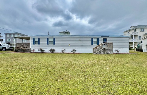 North Topsail Beach House | The Blue Top Stop in North Topsail Beach