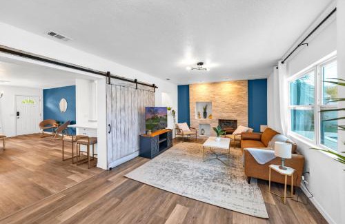 Largo Villa | The Blue Villa - Luxury Clearwater by BlueBellaEstate