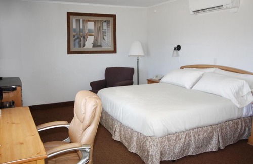 Machias Hotel | The Bluebird Motel Maine