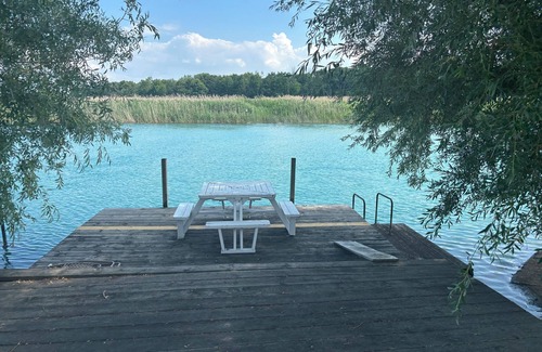 Mooretown House | The Bluewater House