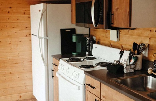 Lakeside Apartment | The BOAT HAUS: A Montana Tiny Cabin Forest Retreat