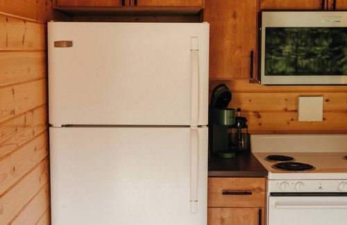 Lakeside Apartment | The BOAT HAUS: A Montana Tiny Cabin Forest Retreat