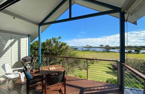Yamba House | The Boathouse