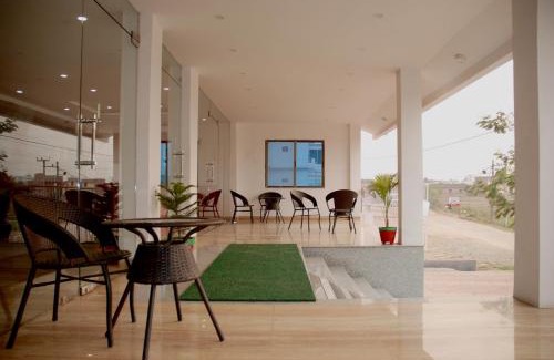Bodh Gaya Hotel | The Bodhgaya Hotel School