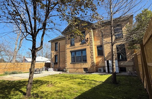 Mount Pleasant House | The Bonnet Hosue, Mount Pleasant; 4-bedroom, 4.5 bath,