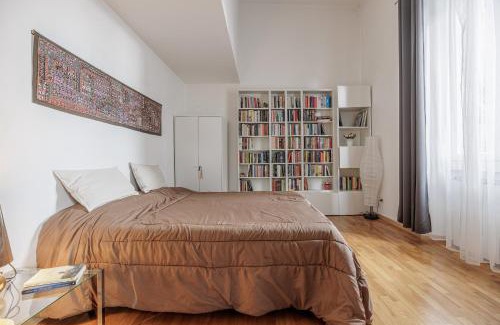 Le Cure Apartment | The Bookhouse