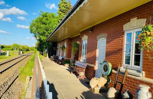 Tarrington Cottage | The Booking Office, Stoke Edith Station, Hereford