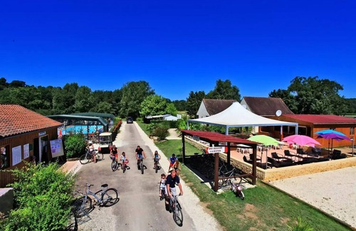 Carsac-Aillac House | The Bories Outdoors * - Mobil home LE LOT 2 bedrooms 4 people