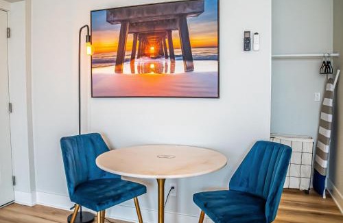 Jacksonville Beach Apartment | The Bosun Locker at Seahorse Rentals