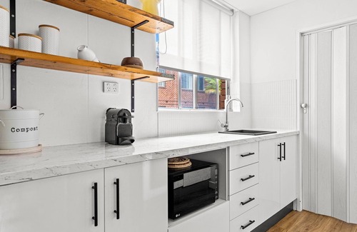 Wollongong CBD Apartment | The Botanica - Sun-Kissed & Serene