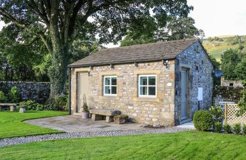 Arncliffe House | The Bothy