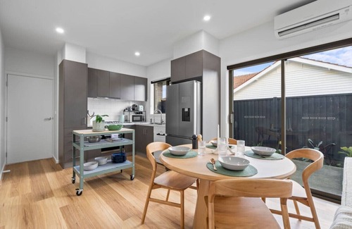 Reservoir House | The Boutique Townhouse