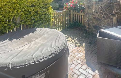 Burwarton Cottage | The Boyne Arms Cottage
