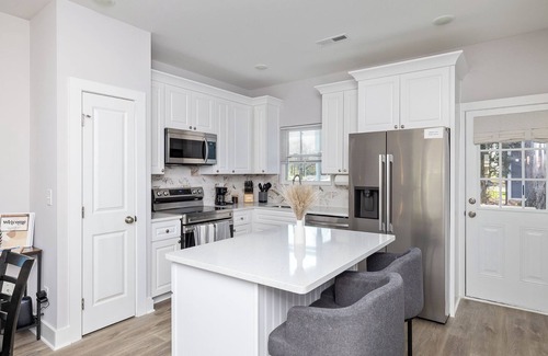 Kannapolis House | The Briar ~ Sleek 3BR New Home Walk to DT w/Outdoor Area
