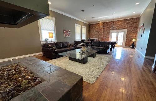 Kokomo Apartment | The Brick-Road Penthouse