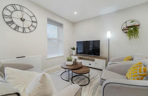Maguiresbridge Apartment | The Bridge Guesthouse