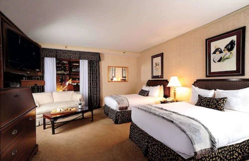 Downtown Louisville Hotel | The Brown Hotel