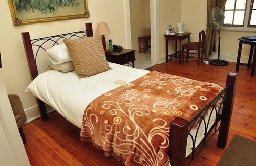 Bulawayo Hotel | The Bulawayo Club