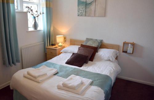 Chelmarsh House | The Bull's Head Inn