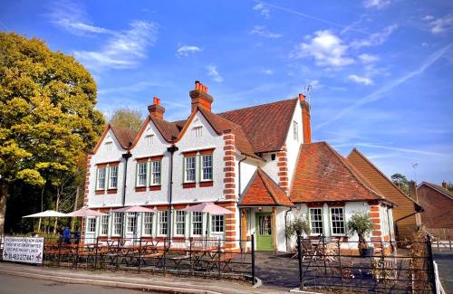 Ewhurst Hotel | The Bulls Head Inn