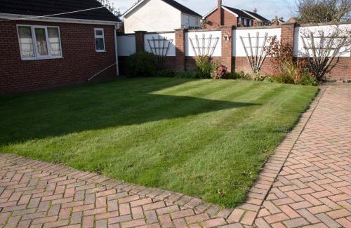 Pollington House | The Bungalow at Parkside, 4 ensuite bedrooms